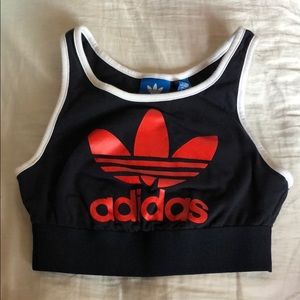 Adidas XS sports bra💚